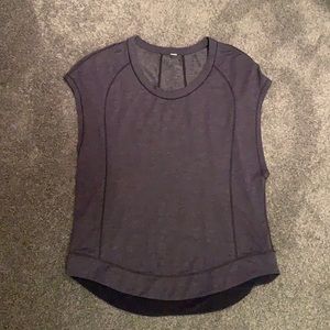 Lululemon workout muscle tee top